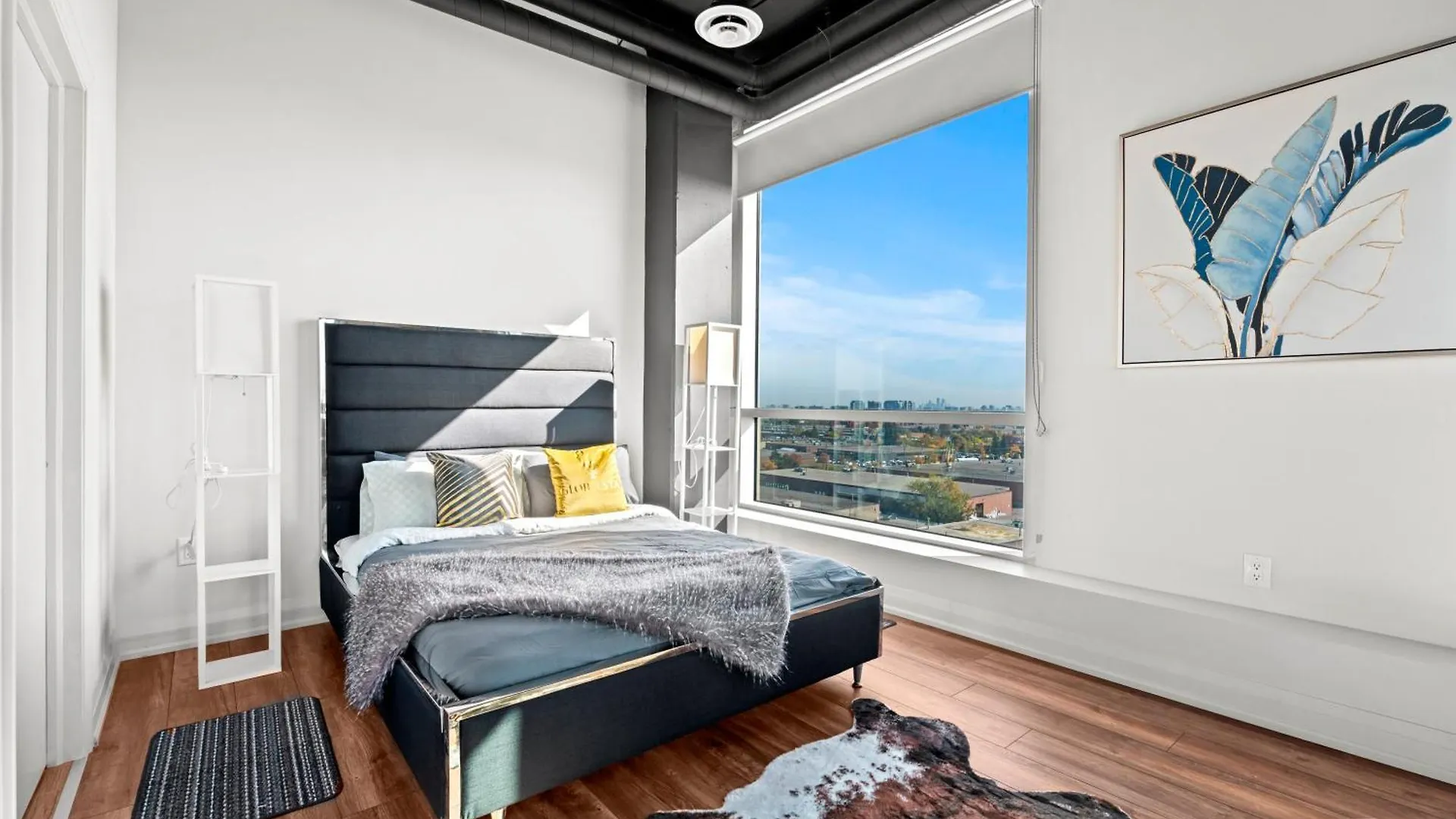Bright Suites Finch West By Globalstay Toronto Hotel