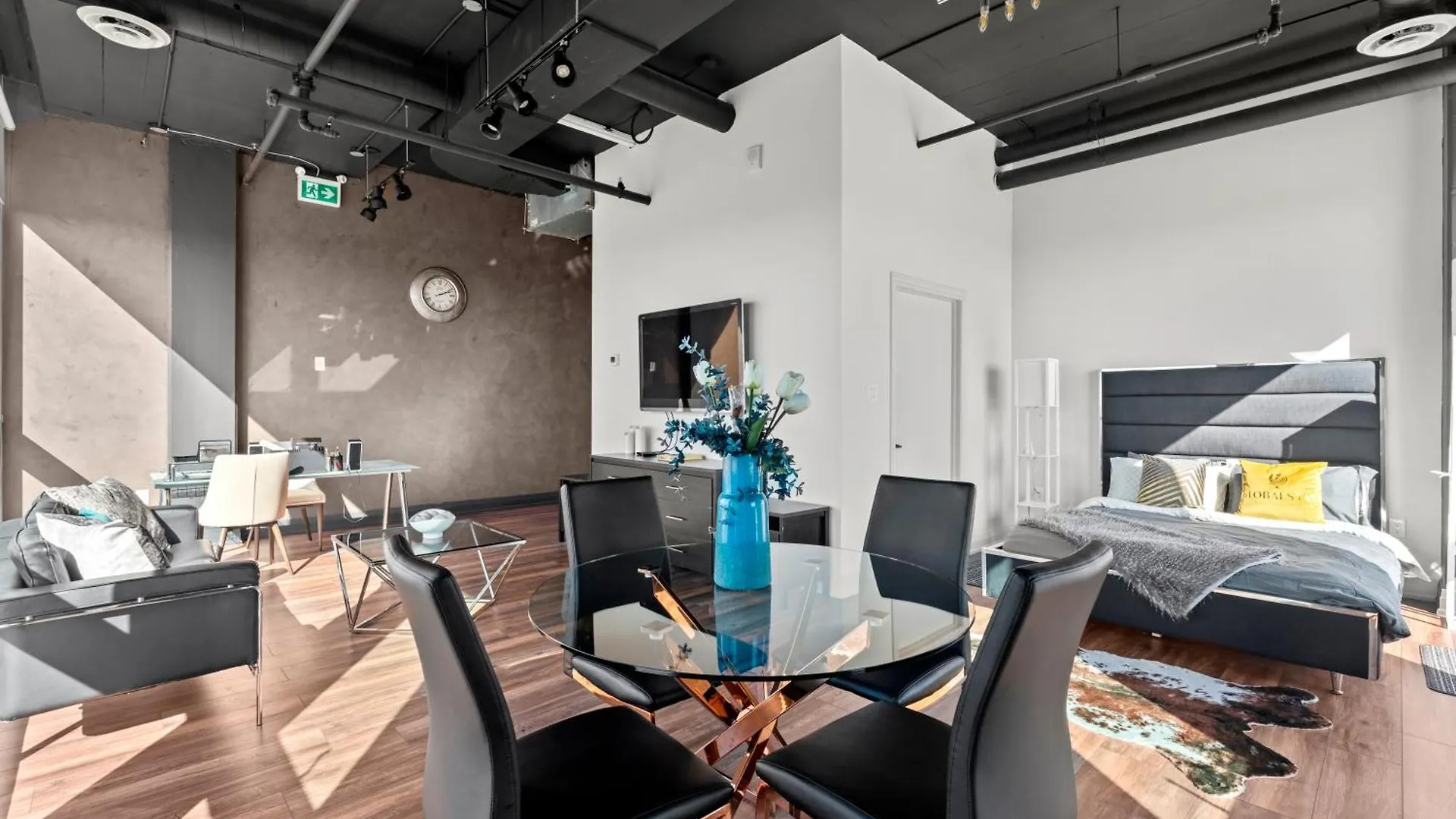 Bright Suites Finch West By Globalstay Toronto Hotel